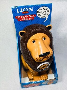 12” 1999 Lion Cookie Jar with Sound Roaring Talking Cookie jar